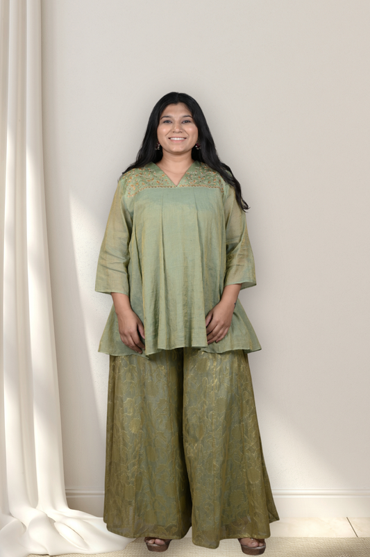 SHORT KURTA, GARARA AND DUPATTA